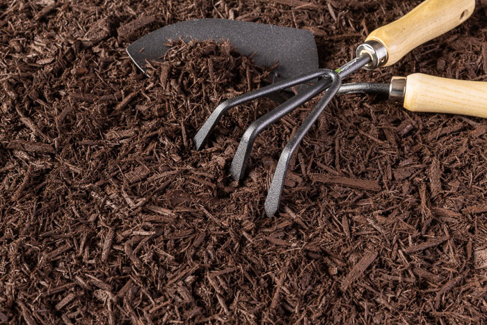 Dyed Brown Mulch